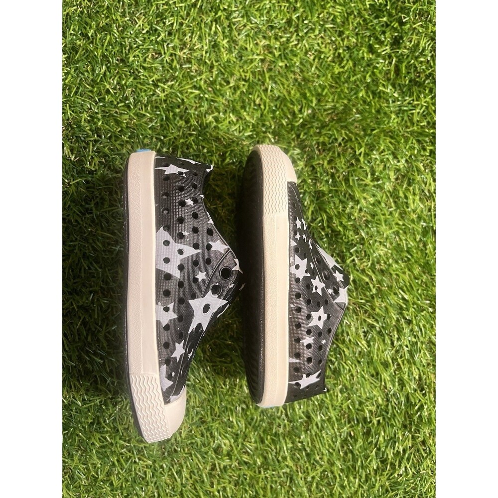 Native Jefferson Toddler Slip On Shoes Black White Star Print Size C5 Unisex